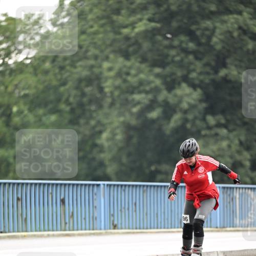30.06.2024 - hella hamburg halbmarathon Dr. Thomas Lammeyer http://msf.ph/oto/6407217 30.06.2024 09:03:51 Kennedybrücke 96 meine-sportfotos.de