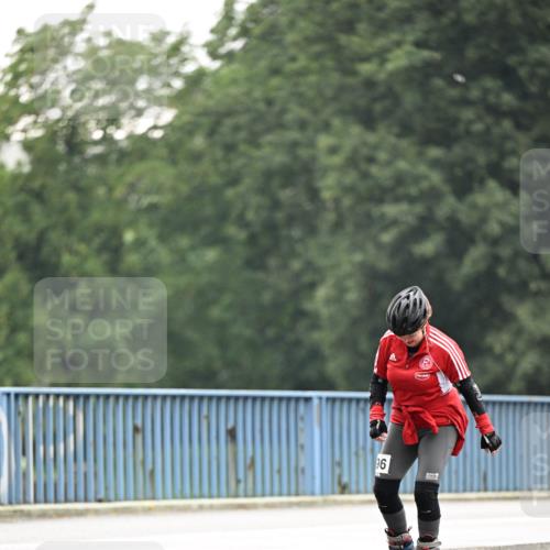 30.06.2024 - hella hamburg halbmarathon Dr. Thomas Lammeyer http://msf.ph/oto/6407230 30.06.2024 09:03:51 Kennedybrücke 96 meine-sportfotos.de