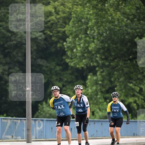 30.06.2024 - hella hamburg halbmarathon Dr. Thomas Lammeyer http://msf.ph/oto/6407332 30.06.2024 09:04:06 Kennedybrücke 02 meine-sportfotos.de