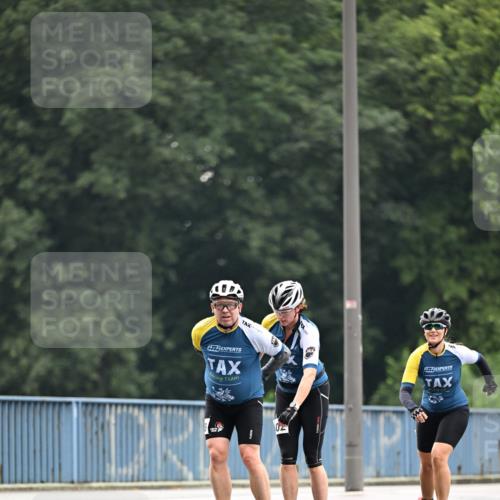 30.06.2024 - hella hamburg halbmarathon Dr. Thomas Lammeyer http://msf.ph/oto/6407434 30.06.2024 09:04:07 Kennedybrücke 02 meine-sportfotos.de