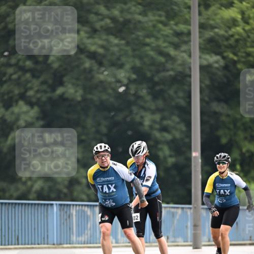 30.06.2024 - hella hamburg halbmarathon Dr. Thomas Lammeyer http://msf.ph/oto/6407450 30.06.2024 09:04:07 Kennedybrücke 02 meine-sportfotos.de