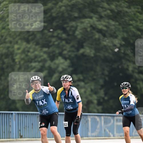 30.06.2024 - hella hamburg halbmarathon Dr. Thomas Lammeyer http://msf.ph/oto/6407503 30.06.2024 09:04:08 Kennedybrücke 1667, 677, 02 meine-sportfotos.de