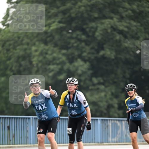 30.06.2024 - hella hamburg halbmarathon Dr. Thomas Lammeyer http://msf.ph/oto/6407508 30.06.2024 09:04:08 Kennedybrücke 02 meine-sportfotos.de