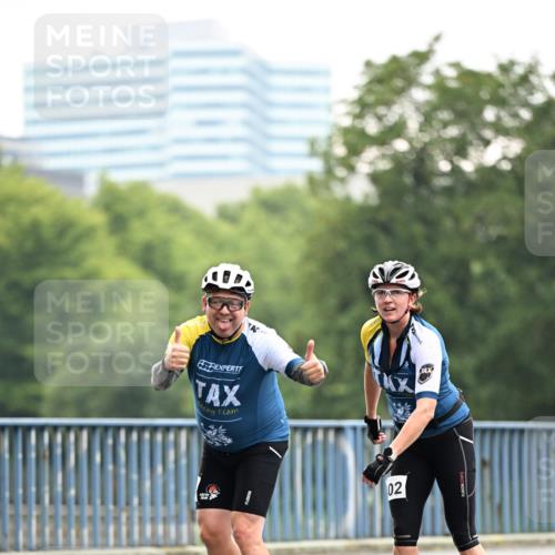 30.06.2024 - hella hamburg halbmarathon Dr. Thomas Lammeyer http://msf.ph/oto/6407569 30.06.2024 09:04:08 Kennedybrücke 65, 02 meine-sportfotos.de
