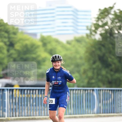 30.06.2024 - hella hamburg halbmarathon Dr. Thomas Lammeyer http://msf.ph/oto/6407595 30.06.2024 09:04:12 Kennedybrücke 10, 20, 20 meine-sportfotos.de