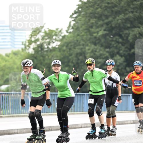30.06.2024 - hella hamburg halbmarathon Dr. Thomas Lammeyer http://msf.ph/oto/6407971 30.06.2024 09:04:33 Kennedybrücke 20302, 57, 02 meine-sportfotos.de