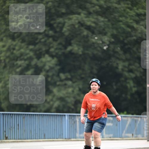 30.06.2024 - hella hamburg halbmarathon Dr. Thomas Lammeyer http://msf.ph/oto/6408188 30.06.2024 09:04:46 Kennedybrücke  meine-sportfotos.de