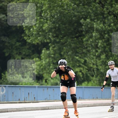 30.06.2024 - hella hamburg halbmarathon Dr. Thomas Lammeyer http://msf.ph/oto/6408624 30.06.2024 09:05:08 Kennedybrücke  meine-sportfotos.de