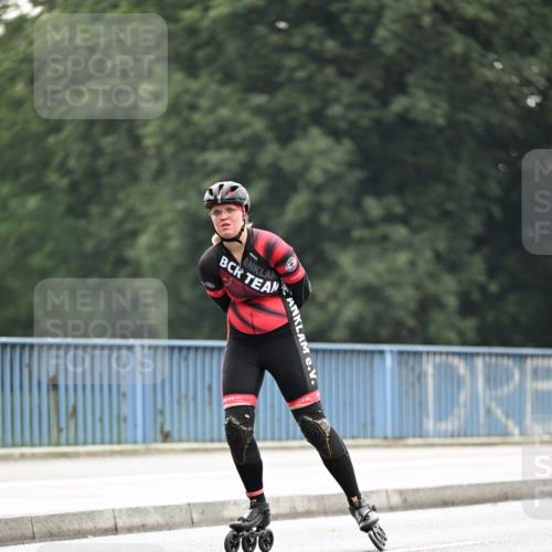 30.06.2024 - hella hamburg halbmarathon Dr. Thomas Lammeyer http://msf.ph/oto/6409145 30.06.2024 09:05:19 Kennedybrücke  meine-sportfotos.de
