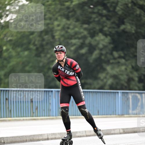 30.06.2024 - hella hamburg halbmarathon Dr. Thomas Lammeyer http://msf.ph/oto/6409165 30.06.2024 09:05:19 Kennedybrücke  meine-sportfotos.de