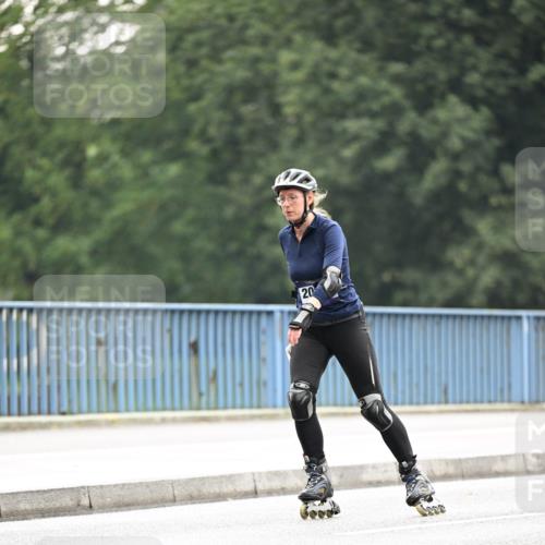 30.06.2024 - hella hamburg halbmarathon Dr. Thomas Lammeyer http://msf.ph/oto/6409437 30.06.2024 09:05:38 Kennedybrücke 20 meine-sportfotos.de