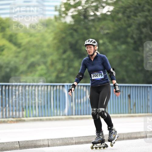 30.06.2024 - hella hamburg halbmarathon Dr. Thomas Lammeyer http://msf.ph/oto/6409499 30.06.2024 09:05:38 Kennedybrücke 20075 meine-sportfotos.de