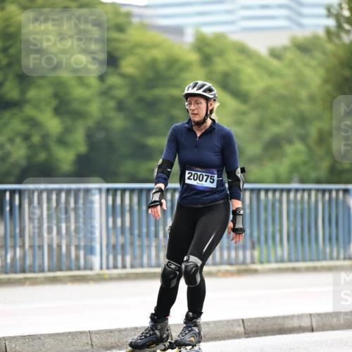 30.06.2024 - hella hamburg halbmarathon Dr. Thomas Lammeyer http://msf.ph/oto/6409578 30.06.2024 09:05:39 Kennedybrücke 20075 meine-sportfotos.de
