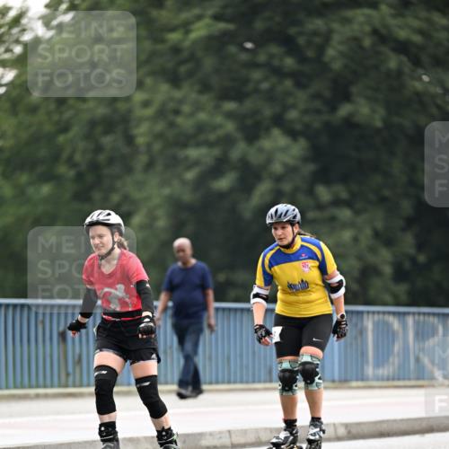30.06.2024 - hella hamburg halbmarathon Dr. Thomas Lammeyer http://msf.ph/oto/6410143 30.06.2024 09:05:49 Kennedybrücke  meine-sportfotos.de