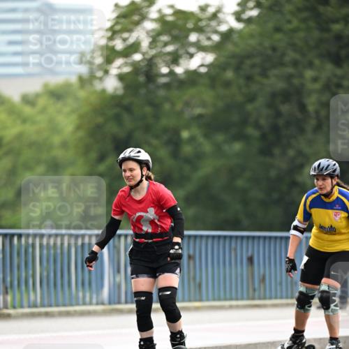 30.06.2024 - hella hamburg halbmarathon Dr. Thomas Lammeyer http://msf.ph/oto/6410183 30.06.2024 09:05:50 Kennedybrücke 12, 11 meine-sportfotos.de
