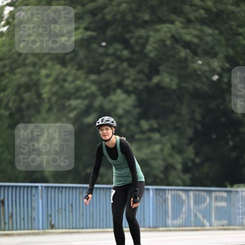 30.06.2024 - hella hamburg halbmarathon Dr. Thomas Lammeyer http://msf.ph/oto/6410389 30.06.2024 09:06:05 Kennedybrücke  meine-sportfotos.de