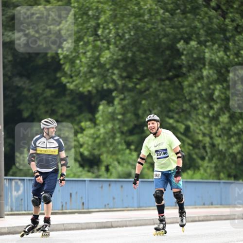 30.06.2024 - hella hamburg halbmarathon Dr. Thomas Lammeyer http://msf.ph/oto/6410977 30.06.2024 09:06:23 Kennedybrücke 20198, 198 meine-sportfotos.de