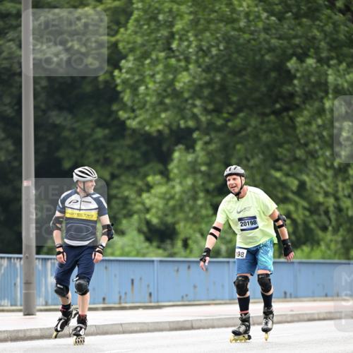 30.06.2024 - hella hamburg halbmarathon Dr. Thomas Lammeyer http://msf.ph/oto/6411001 30.06.2024 09:06:23 Kennedybrücke 198, 20198 meine-sportfotos.de