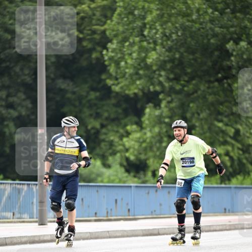 30.06.2024 - hella hamburg halbmarathon Dr. Thomas Lammeyer http://msf.ph/oto/6411024 30.06.2024 09:06:23 Kennedybrücke 2011, 20198, 198 meine-sportfotos.de