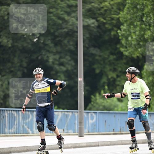 30.06.2024 - hella hamburg halbmarathon Dr. Thomas Lammeyer http://msf.ph/oto/6411146 30.06.2024 09:06:24 Kennedybrücke 198, 20198 meine-sportfotos.de