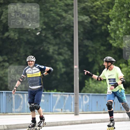 30.06.2024 - hella hamburg halbmarathon Dr. Thomas Lammeyer http://msf.ph/oto/6411166 30.06.2024 09:06:24 Kennedybrücke 20198, 198 meine-sportfotos.de