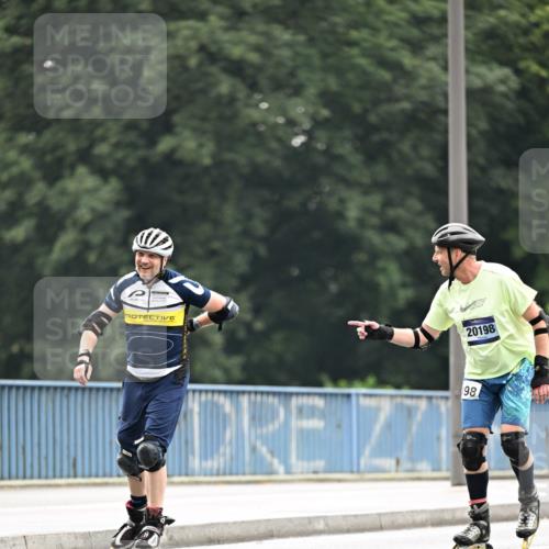 30.06.2024 - hella hamburg halbmarathon Dr. Thomas Lammeyer http://msf.ph/oto/6411233 30.06.2024 09:06:25 Kennedybrücke 98, 20198 meine-sportfotos.de
