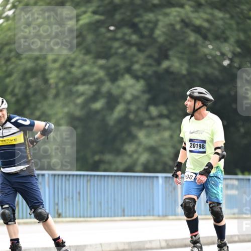 30.06.2024 - hella hamburg halbmarathon Dr. Thomas Lammeyer http://msf.ph/oto/6411372 30.06.2024 09:06:25 Kennedybrücke 20198, 198 meine-sportfotos.de