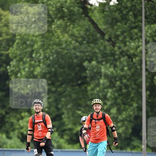 30.06.2024 - hella hamburg halbmarathon Dr. Thomas Lammeyer http://msf.ph/oto/6411486 30.06.2024 09:06:37 Kennedybrücke 64 meine-sportfotos.de