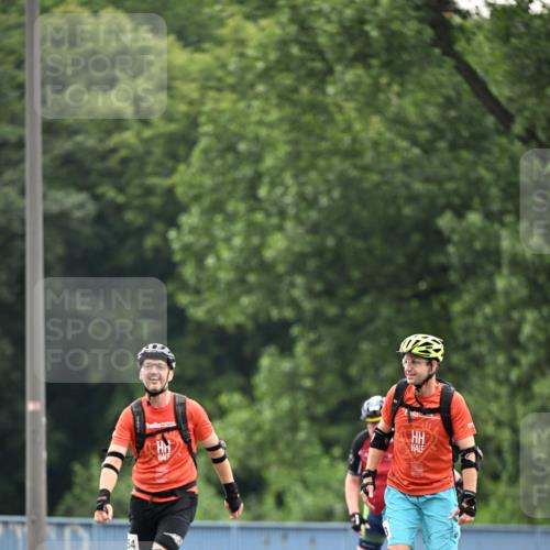 30.06.2024 - hella hamburg halbmarathon Dr. Thomas Lammeyer http://msf.ph/oto/6411557 30.06.2024 09:06:37 Kennedybrücke 54 meine-sportfotos.de