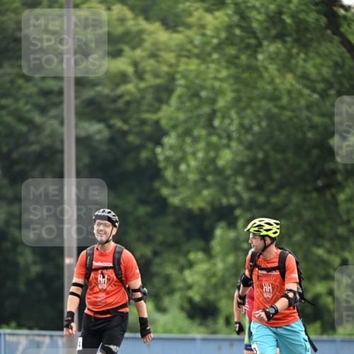 30.06.2024 - hella hamburg halbmarathon Dr. Thomas Lammeyer http://msf.ph/oto/6411608 30.06.2024 09:06:37 Kennedybrücke  meine-sportfotos.de