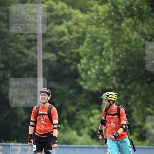30.06.2024 - hella hamburg halbmarathon Dr. Thomas Lammeyer http://msf.ph/oto/6411630 30.06.2024 09:06:37 Kennedybrücke 64 meine-sportfotos.de