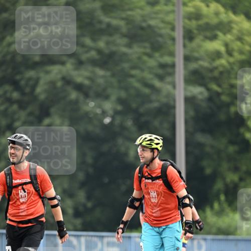30.06.2024 - hella hamburg halbmarathon Dr. Thomas Lammeyer http://msf.ph/oto/6411791 30.06.2024 09:06:38 Kennedybrücke 64 meine-sportfotos.de