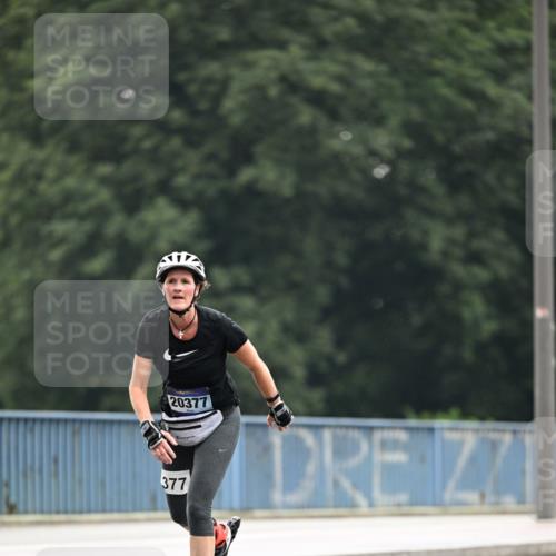30.06.2024 - hella hamburg halbmarathon Dr. Thomas Lammeyer http://msf.ph/oto/6411910 30.06.2024 09:06:51 Kennedybrücke 20377, 377 meine-sportfotos.de