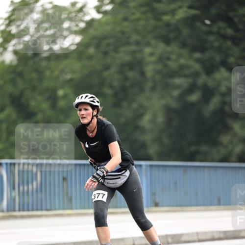 30.06.2024 - hella hamburg halbmarathon Dr. Thomas Lammeyer http://msf.ph/oto/6411995 30.06.2024 09:06:52 Kennedybrücke 377 meine-sportfotos.de