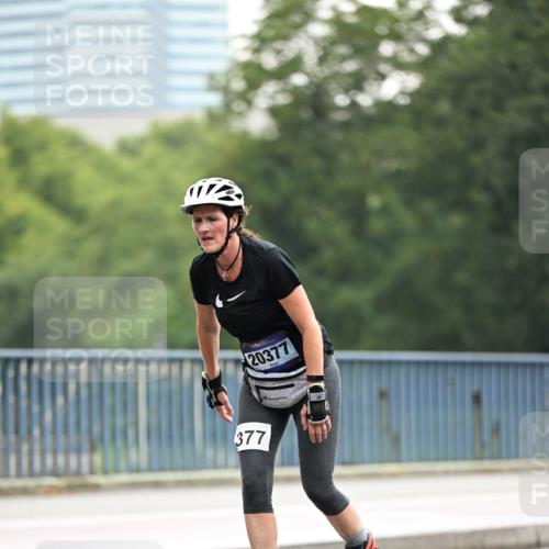 30.06.2024 - hella hamburg halbmarathon Dr. Thomas Lammeyer http://msf.ph/oto/6412035 30.06.2024 09:06:52 Kennedybrücke 20377, 377 meine-sportfotos.de