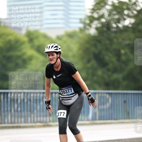 30.06.2024 - hella hamburg halbmarathon Dr. Thomas Lammeyer http://msf.ph/oto/6412049 30.06.2024 09:06:52 Kennedybrücke 20377, 377 meine-sportfotos.de