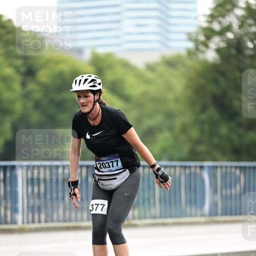 30.06.2024 - hella hamburg halbmarathon Dr. Thomas Lammeyer http://msf.ph/oto/6412072 30.06.2024 09:06:52 Kennedybrücke 20377, 377 meine-sportfotos.de