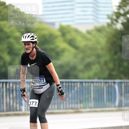 30.06.2024 - hella hamburg halbmarathon Dr. Thomas Lammeyer http://msf.ph/oto/6412085 30.06.2024 09:06:52 Kennedybrücke 20377, 377 meine-sportfotos.de