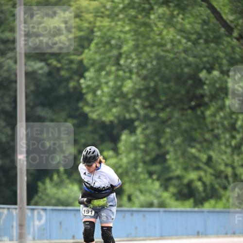 30.06.2024 - hella hamburg halbmarathon Dr. Thomas Lammeyer http://msf.ph/oto/6412110 30.06.2024 09:07:04 Kennedybrücke 191 meine-sportfotos.de