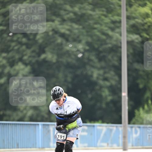 30.06.2024 - hella hamburg halbmarathon Dr. Thomas Lammeyer http://msf.ph/oto/6412222 30.06.2024 09:07:04 Kennedybrücke 191 meine-sportfotos.de