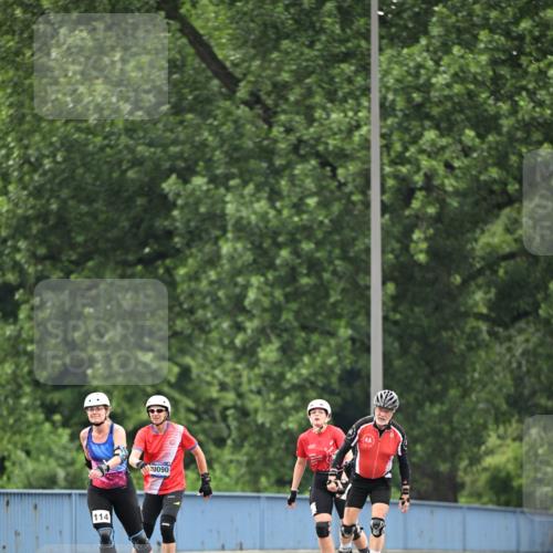 30.06.2024 - hella hamburg halbmarathon Dr. Thomas Lammeyer http://msf.ph/oto/6412498 30.06.2024 09:07:19 Kennedybrücke  meine-sportfotos.de