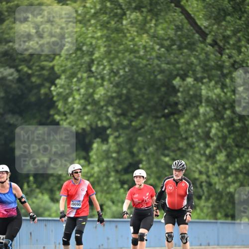 30.06.2024 - hella hamburg halbmarathon Dr. Thomas Lammeyer http://msf.ph/oto/6412811 30.06.2024 09:07:20 Kennedybrücke 14, 20090 meine-sportfotos.de