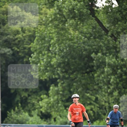 30.06.2024 - hella hamburg halbmarathon Dr. Thomas Lammeyer http://msf.ph/oto/6413099 30.06.2024 09:07:30 Kennedybrücke  meine-sportfotos.de