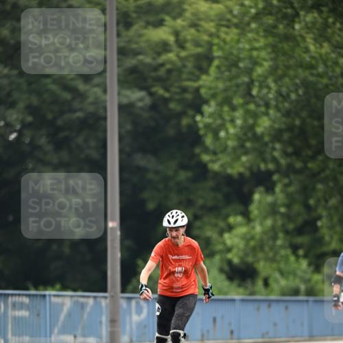 30.06.2024 - hella hamburg halbmarathon Dr. Thomas Lammeyer http://msf.ph/oto/6413358 30.06.2024 09:07:31 Kennedybrücke  meine-sportfotos.de