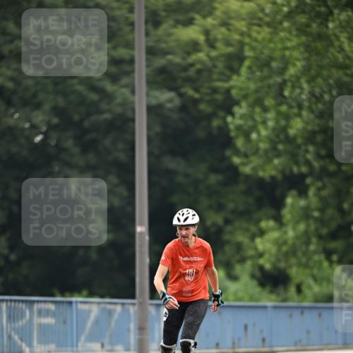 30.06.2024 - hella hamburg halbmarathon Dr. Thomas Lammeyer http://msf.ph/oto/6413384 30.06.2024 09:07:31 Kennedybrücke  meine-sportfotos.de