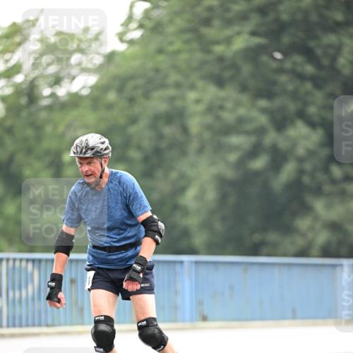 30.06.2024 - hella hamburg halbmarathon Dr. Thomas Lammeyer http://msf.ph/oto/6413860 30.06.2024 09:07:35 Kennedybrücke  meine-sportfotos.de