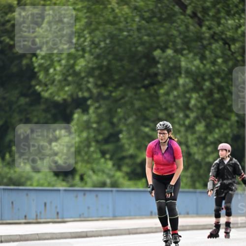 30.06.2024 - hella hamburg halbmarathon Dr. Thomas Lammeyer http://msf.ph/oto/6414022 30.06.2024 09:07:50 Kennedybrücke  meine-sportfotos.de
