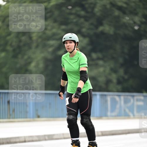 30.06.2024 - hella hamburg halbmarathon Dr. Thomas Lammeyer http://msf.ph/oto/6414773 30.06.2024 09:07:57 Kennedybrücke  meine-sportfotos.de
