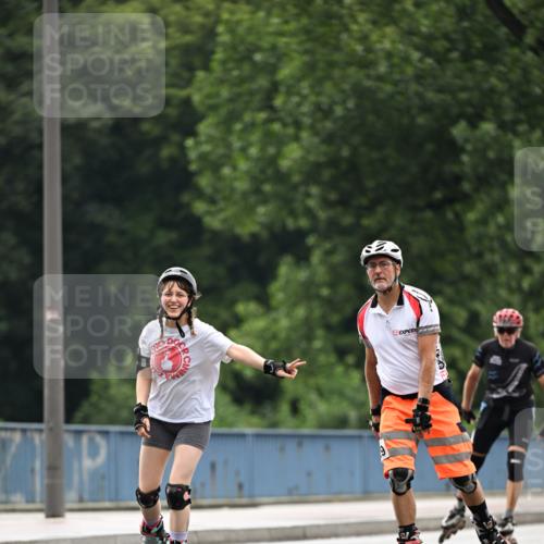 30.06.2024 - hella hamburg halbmarathon Dr. Thomas Lammeyer http://msf.ph/oto/6415058 30.06.2024 09:08:09 Kennedybrücke  meine-sportfotos.de