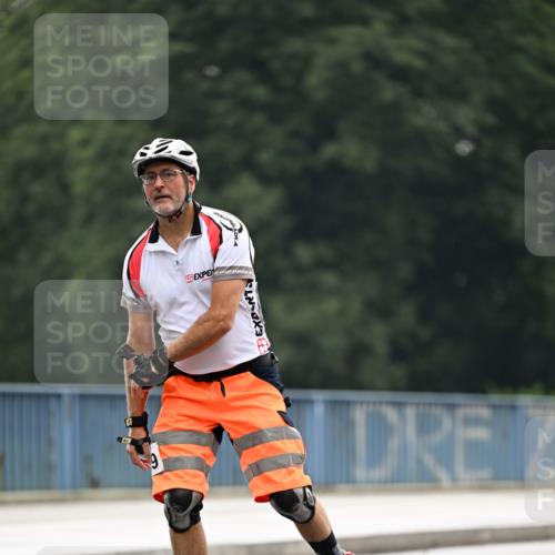 30.06.2024 - hella hamburg halbmarathon Dr. Thomas Lammeyer http://msf.ph/oto/6415496 30.06.2024 09:08:11 Kennedybrücke  meine-sportfotos.de